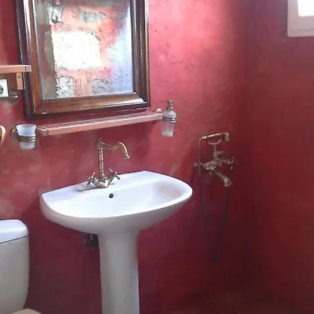 The Artist's House シャレー Psárion