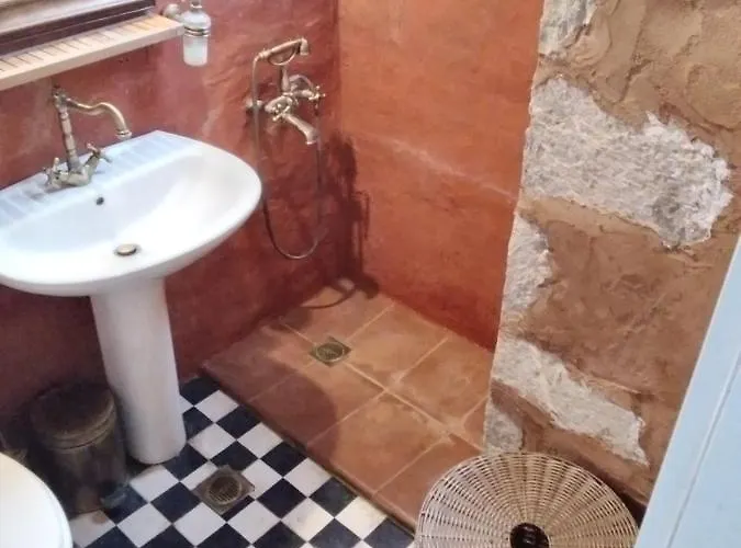 The Artist's House Alpehytte Psárion