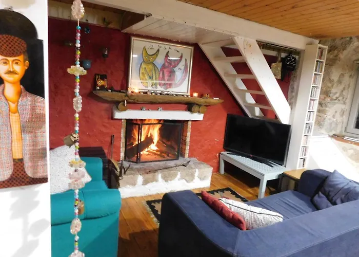 The Artist's House Psárion